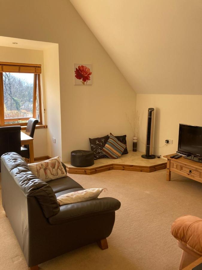 Springbank Apartment - Sleeps 4 - Pet Friendly Fort William Exterior foto